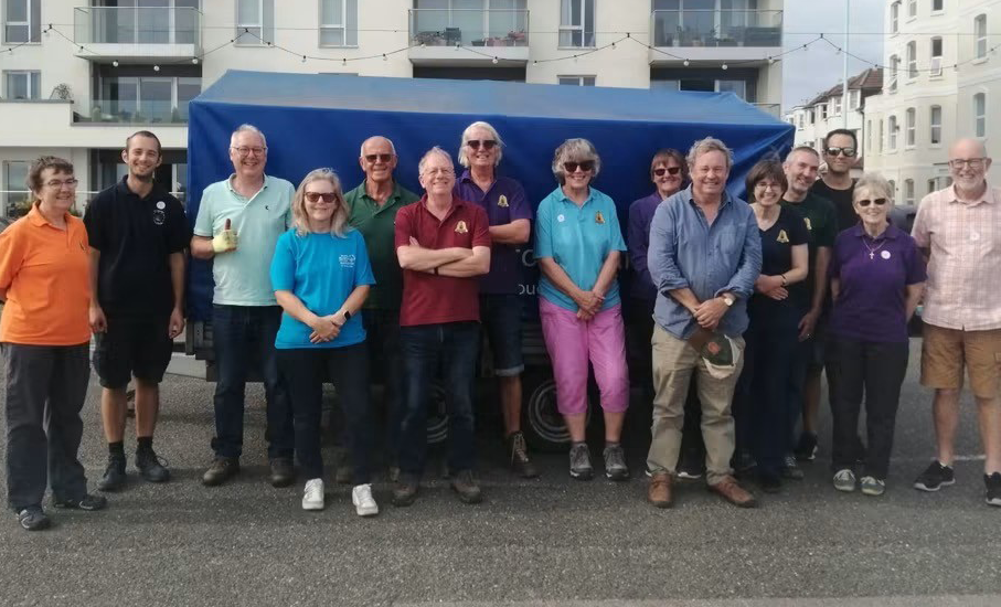 group photo bells on the prom 2025